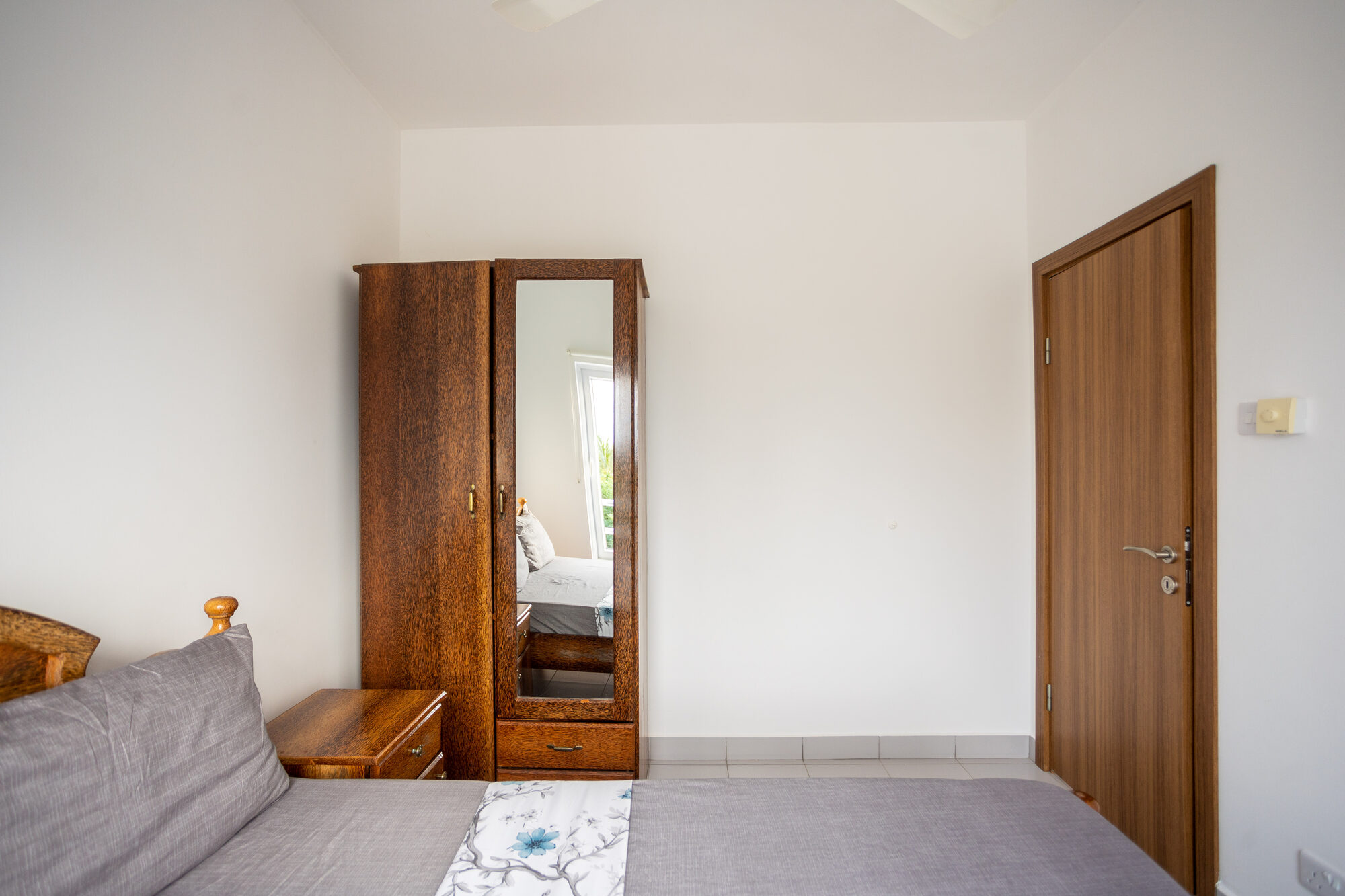 Bedroom wardrobe with full length mirror